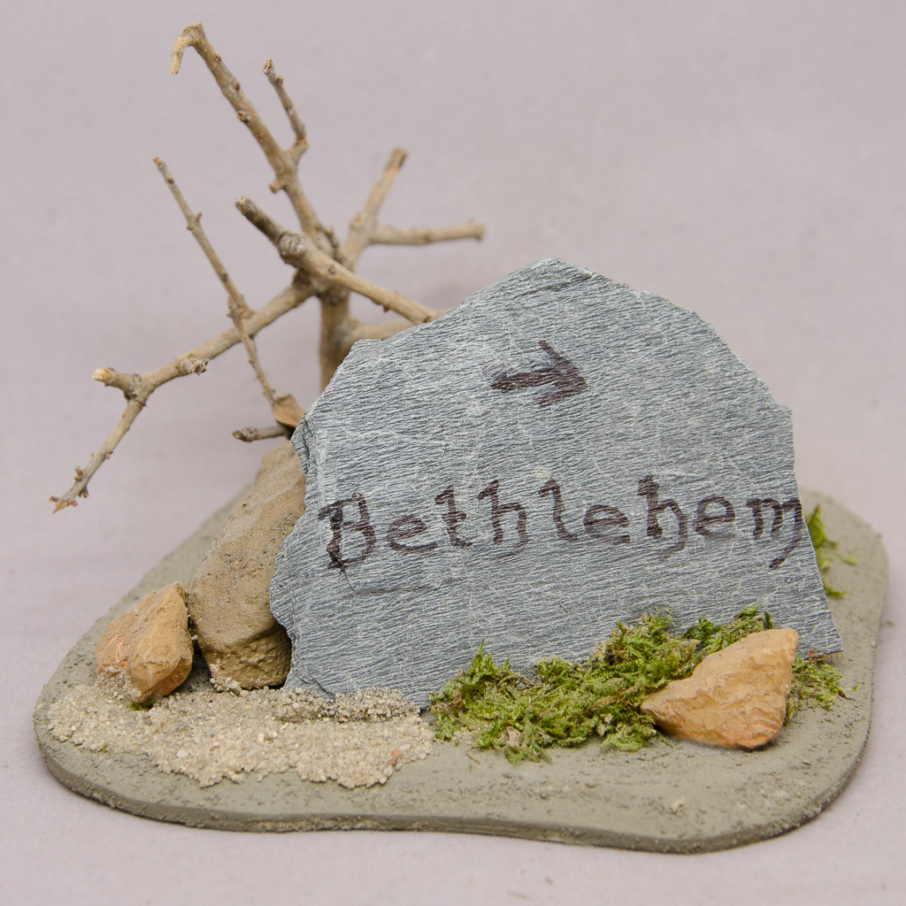 Wegweiser Bethlehem auf Steinplatte